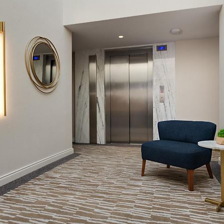 Gleam Collection Hotel Istanbul Bagian luar foto The elevator lobby