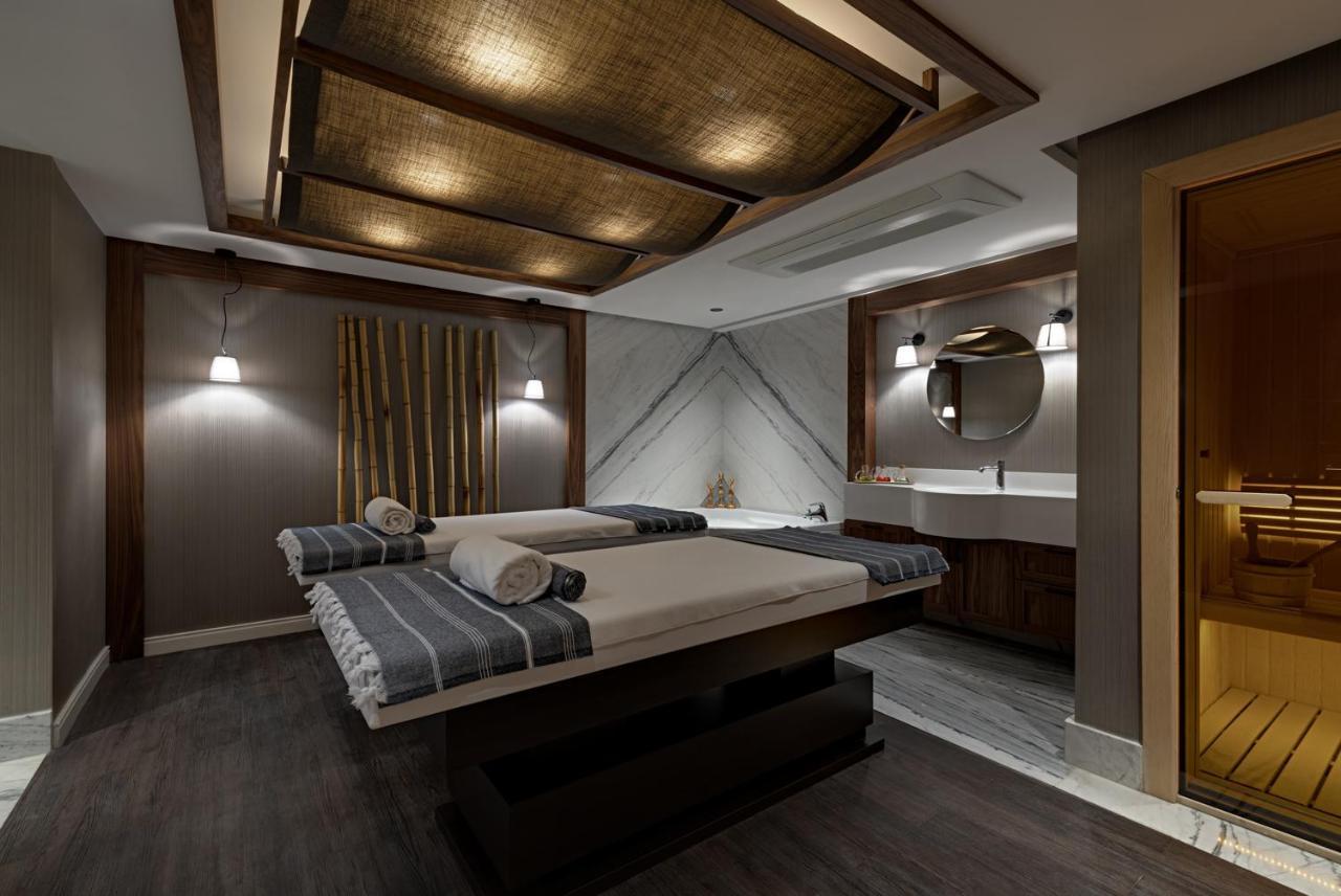 Gleam Collection Hotel Istanbul Bagian luar foto 3D rendering of a spa treatment room