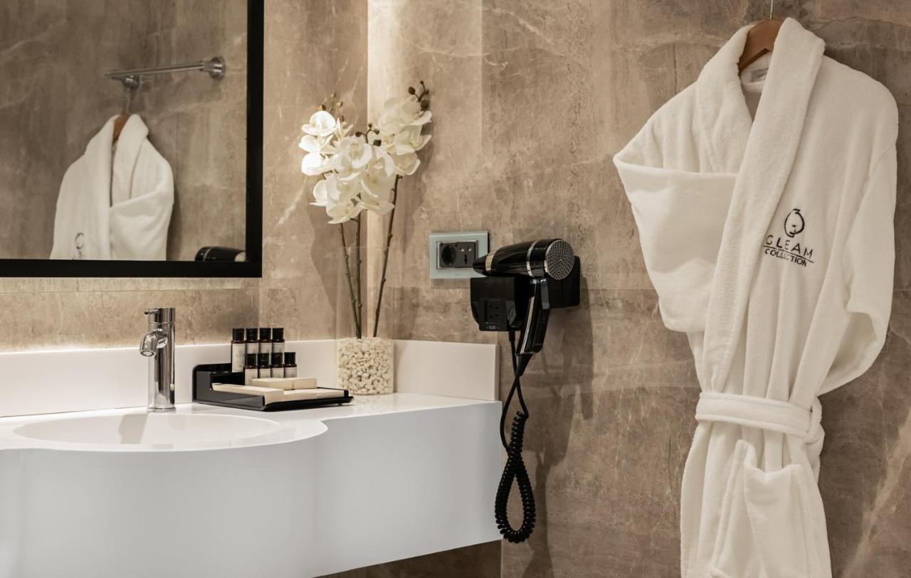 Gleam Collection Hotel Istanbul Bagian luar foto Bathroom